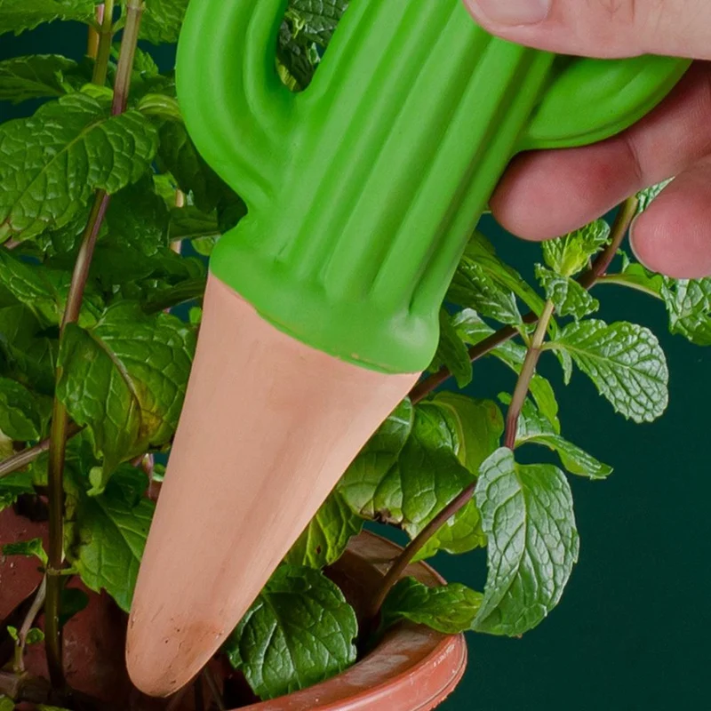 Cactus Shape Automatic Drip Irrigation Watering System Plant Dripper Garden Plant Watering Device