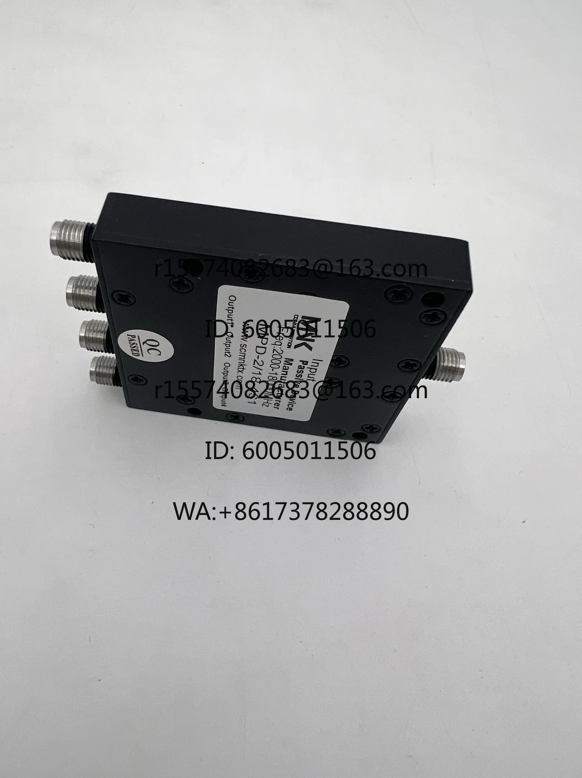 High Frequency SMA Female 2000-18000M RF Microstrip Quad Power Division 2-18G Power Distribution Combiner