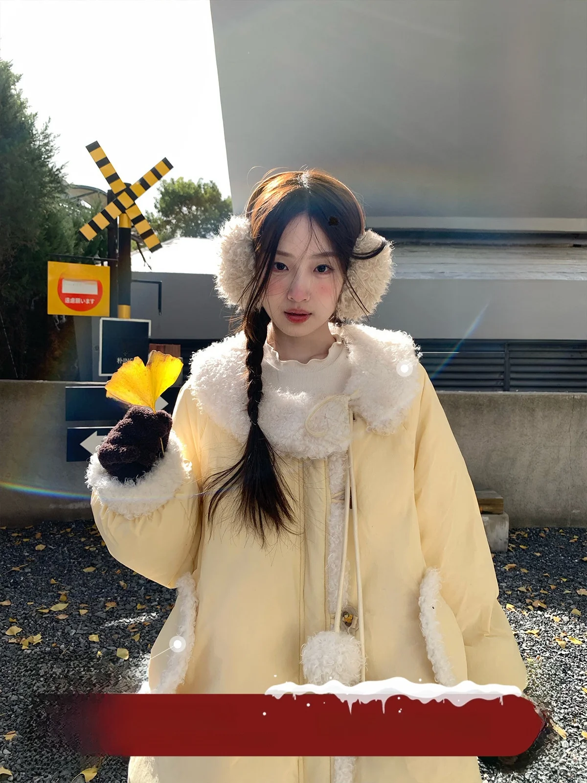 

Очаровательная свободная куртка-пуховик для девочек из нейлоновой ткани с капюшоном, цвета "Молочная пена теплый абрикос" (серия Cheese Day)