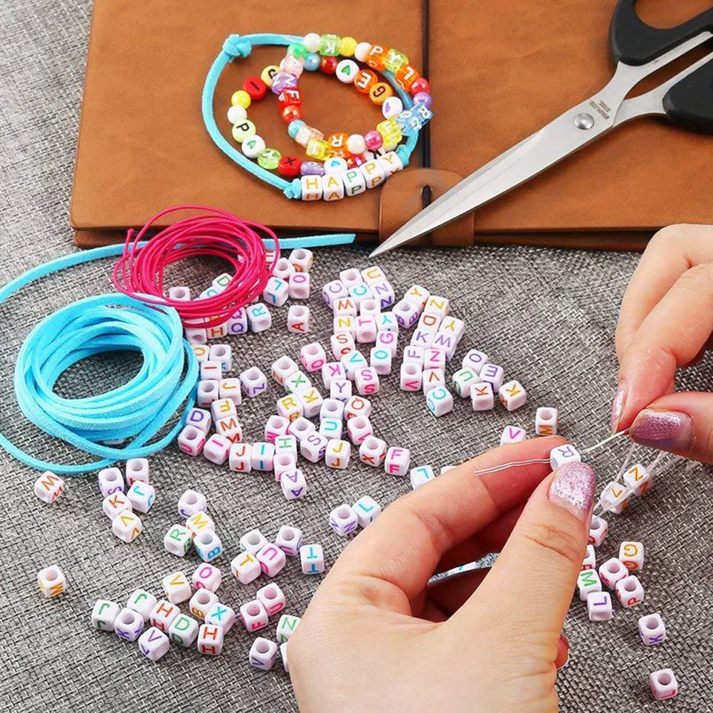 1300 pçs contas do alfabeto inglês multicolorido artesanato conjunto diy jóias fazendo kits para crianças meninas pulseiras colares