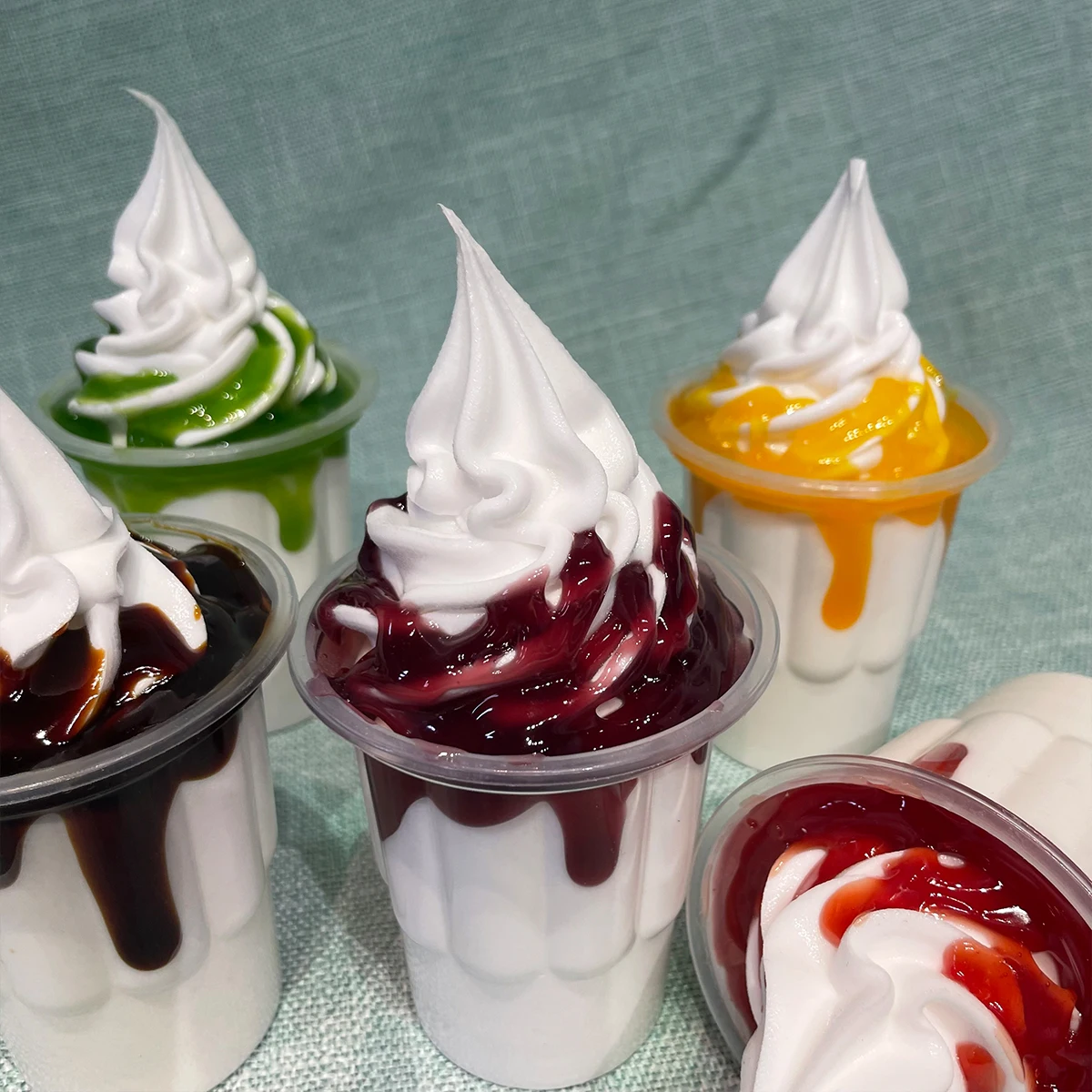 14 سنتيمتر بولي يوريثان واقعية مثلجات الآيس كريم وهمية بارفيه مع المربى تسلق الحلوى عرض للتصوير ديكور حفلات متجر نافذة الدعامة