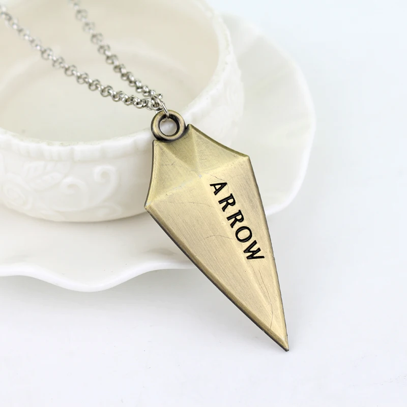 Fashion Arrow Logo Oliver Queen Hero TV Pendant Necklace Suspension Arrow Choker Necklace Collier Jewelry Gift