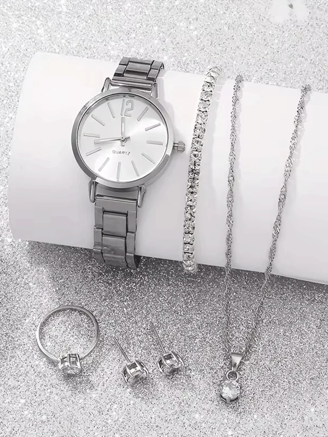 6-piece exquisite and versatile women's watch set, fashionable quartz watch, casual steel strip watch, women's watch set