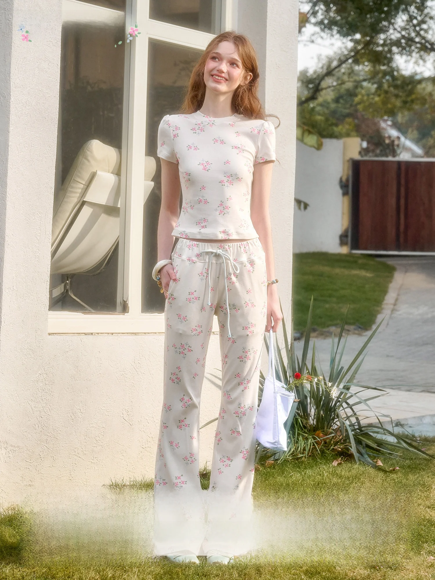 

Galaxy Eternal Basic "Blue Velvet" Comfortable Soft Cotton Ele Precise Cute Floral Print Casual High Waist Slim Fit Tee...