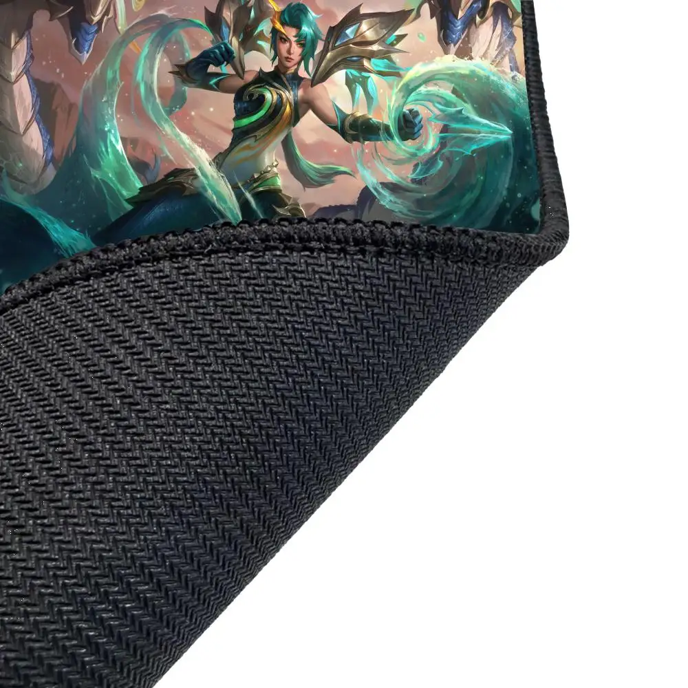 League of Legends Kaisa Large Mouse Pad Gaming Mousepad PC Gamer Computer Office Mouse Mat Keyboard Mat Desk Pad Laptop Mausepad