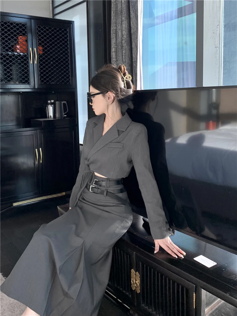 Fashionable Two-Piece Set for Women, Autumn Korean High-End Short Blazer with Tie and High-Waisted Mid-Length Skirt High Quality