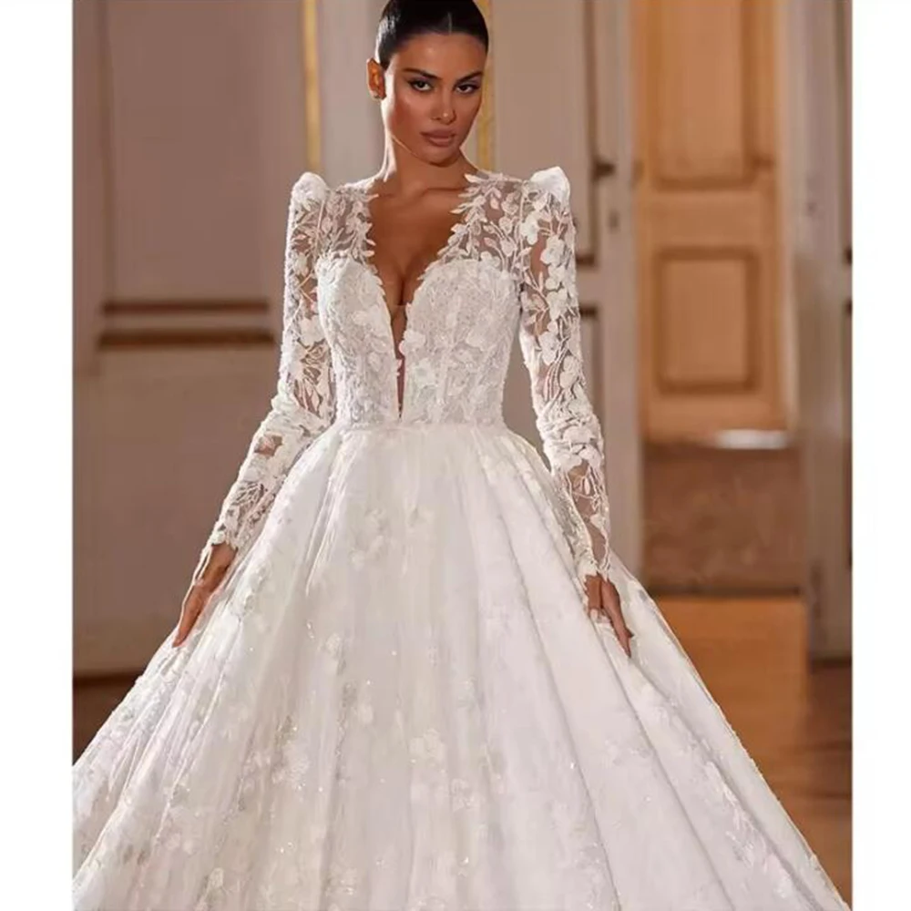 Exclusive Lace Appliqued V Neck A Line Wedding Dresses Customized 2 Pieces Formal Party Sweep Train Bridal Gowns Customized 2025