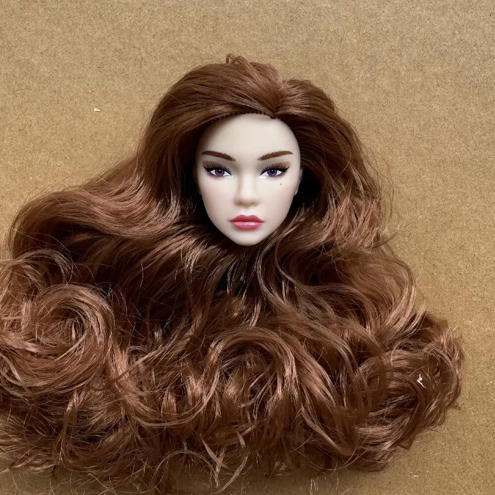 1/6 Maßstab Modellpuppenköpfe mit Maulwurfdetail, mehrfarbige Haaroptionen, braune, weiße, beige Hauttöne für Puppenbau-Sammlerstücke – Detail 27