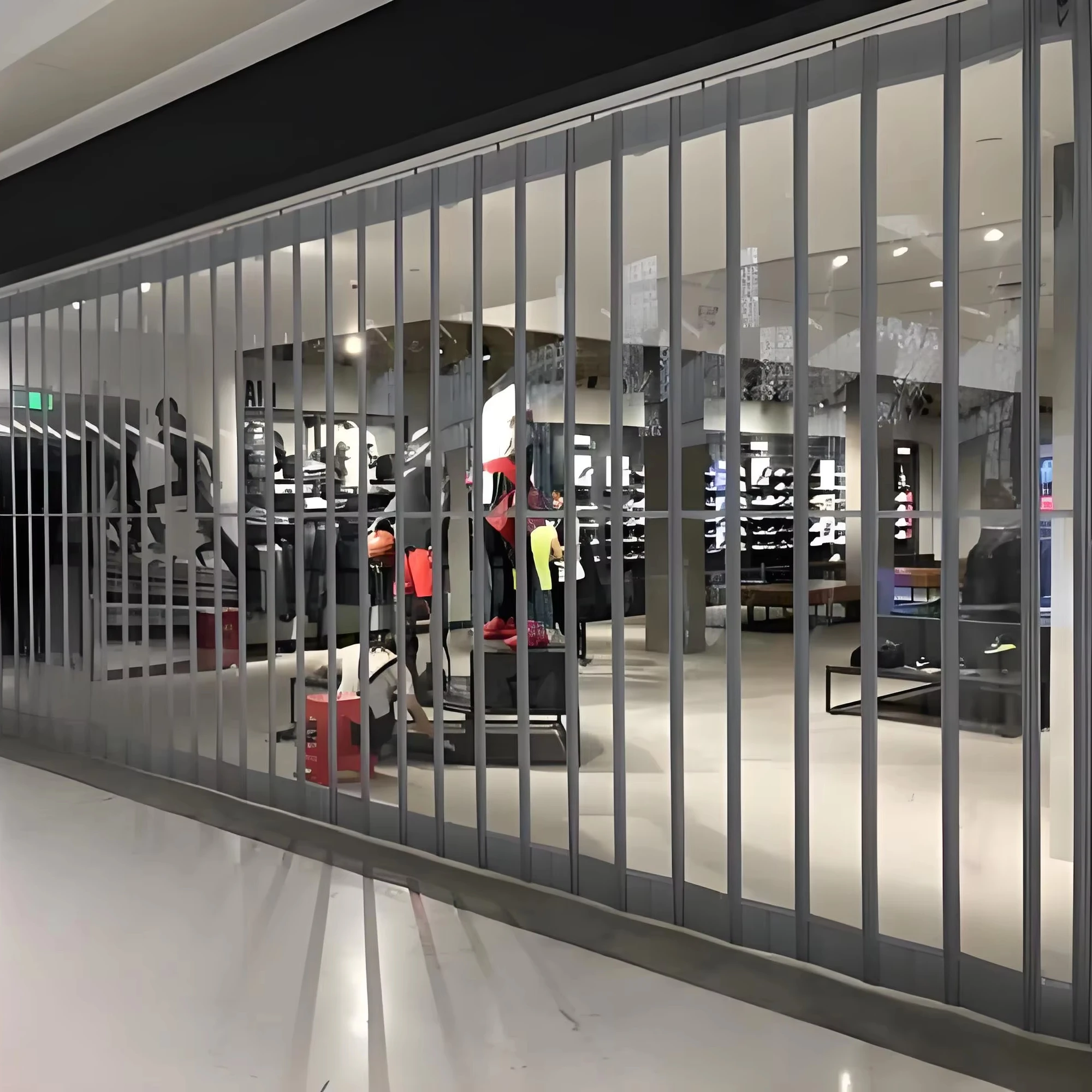 

Durable Fireproof Anti-Theft Commercial Door Highly Transparent Sliding Folding Door for 24-Hour Display Outdoor Living Room