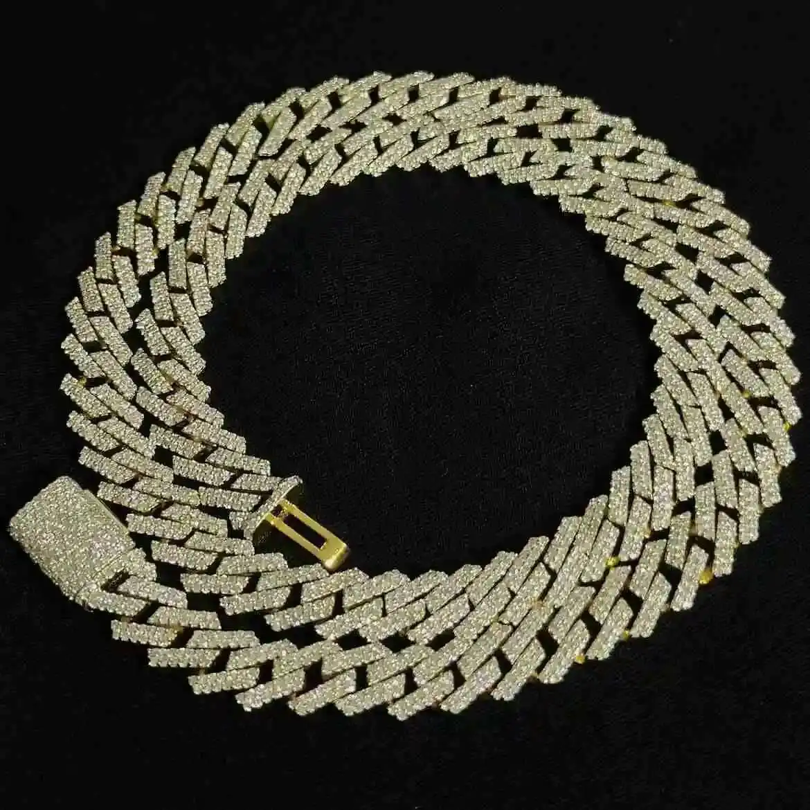 

925 Sterling Silver Cuban Link Chain 14mm with Round Moissanite Stone Hiphop Iced Out Moissanite Cuban Chain