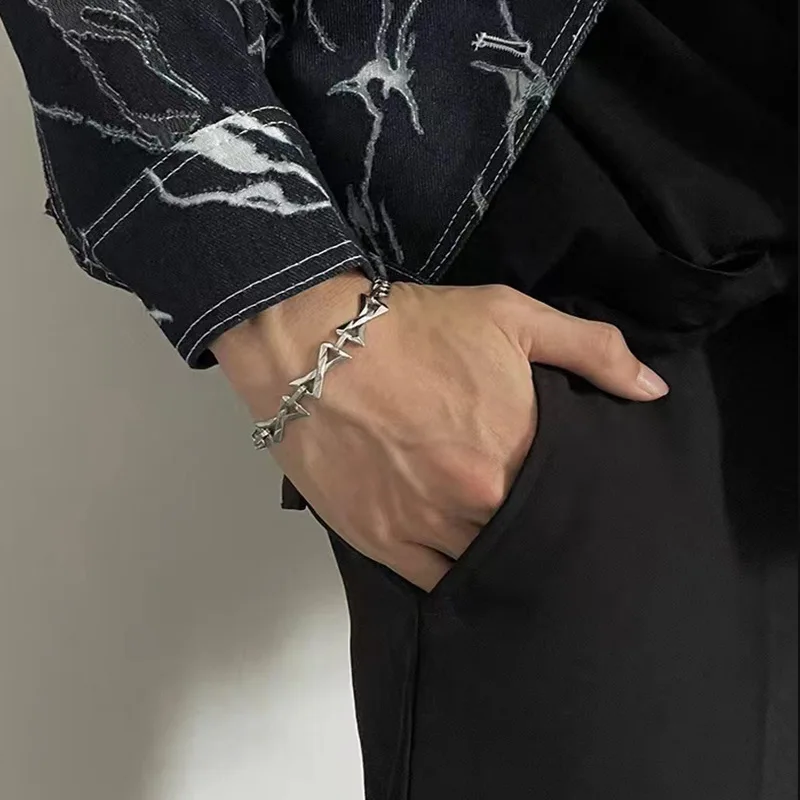 Collana High Street Men Design Sense Niche Z Letter Cosplay accessori Hip-hop braccialetto di tendenza personalizzato accessori per le vacanze