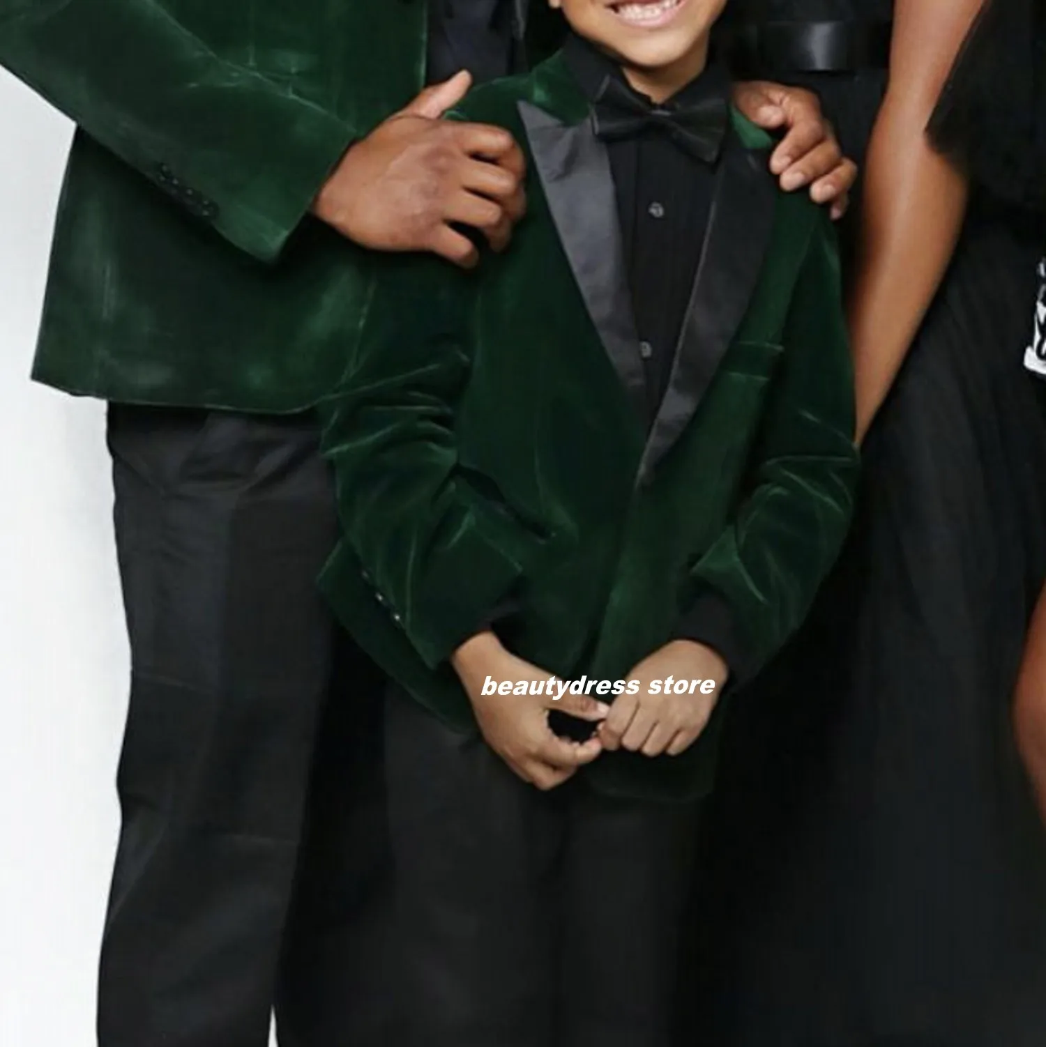 Green Velvet Boys Jackets For Wedding Clothing Kids Birthday Party Formal Outfits Ring Bearer Attire Blazers Only