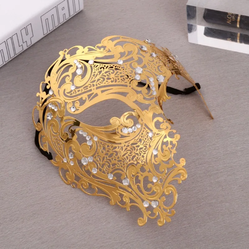 Máscara de mascarada con diamantes de imitación dorados de lujo, corte láser de Metal veneciano para baile, disfraz de Cosplay, fiesta, boda, oferta