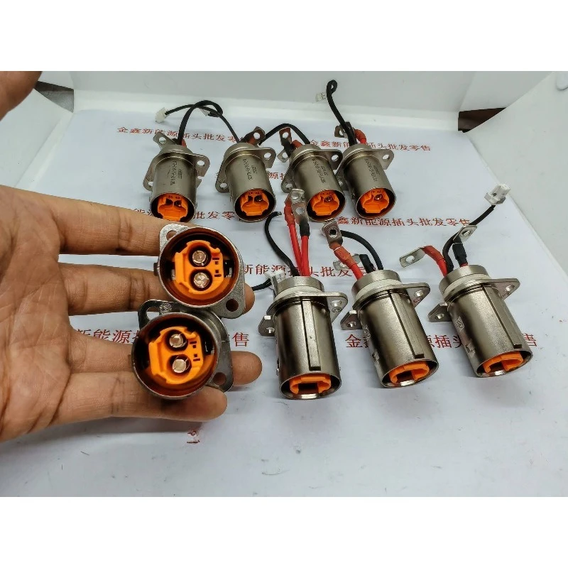 1PCS YGC1176-EV-S (2 + 2) R high voltage socket YGC1176-EV-P2 + 2 P/1