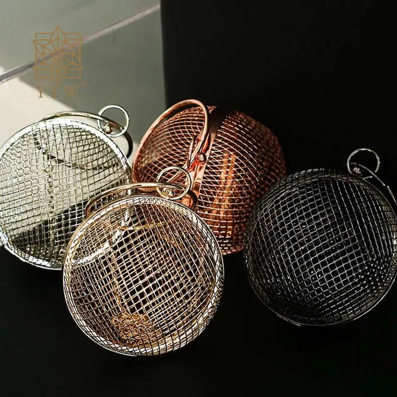 Mini Hollow Metal Round Ball Clutch Handbag for Women Fashion Circle Top Handle Women Evening Party Bag Box Shoulder Chain Purse