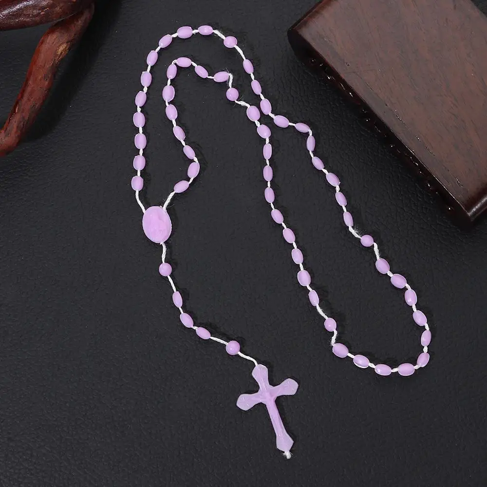 1Pc Multicolor Rosaries low in Dark Plastic Rosary Beads Bright Necklace Luminous Cross Necklace Catholicism Prayer Jewelry