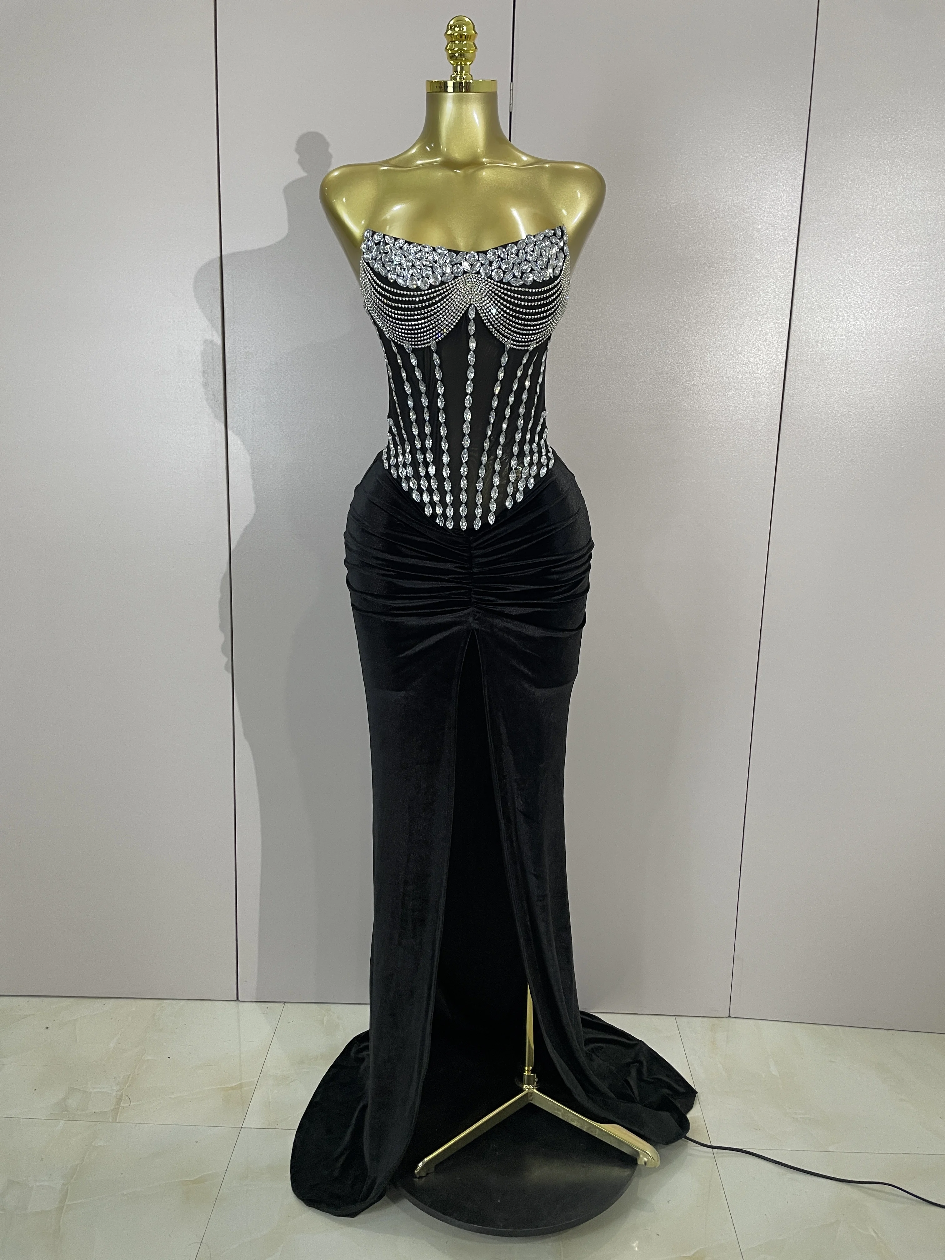 Luxury Sparkly Rhinestones Mesh Sexy Split Velvet Long Dress With Gloves Birthday Celebrate Wedding Gown Stage Photo Shoot Wear