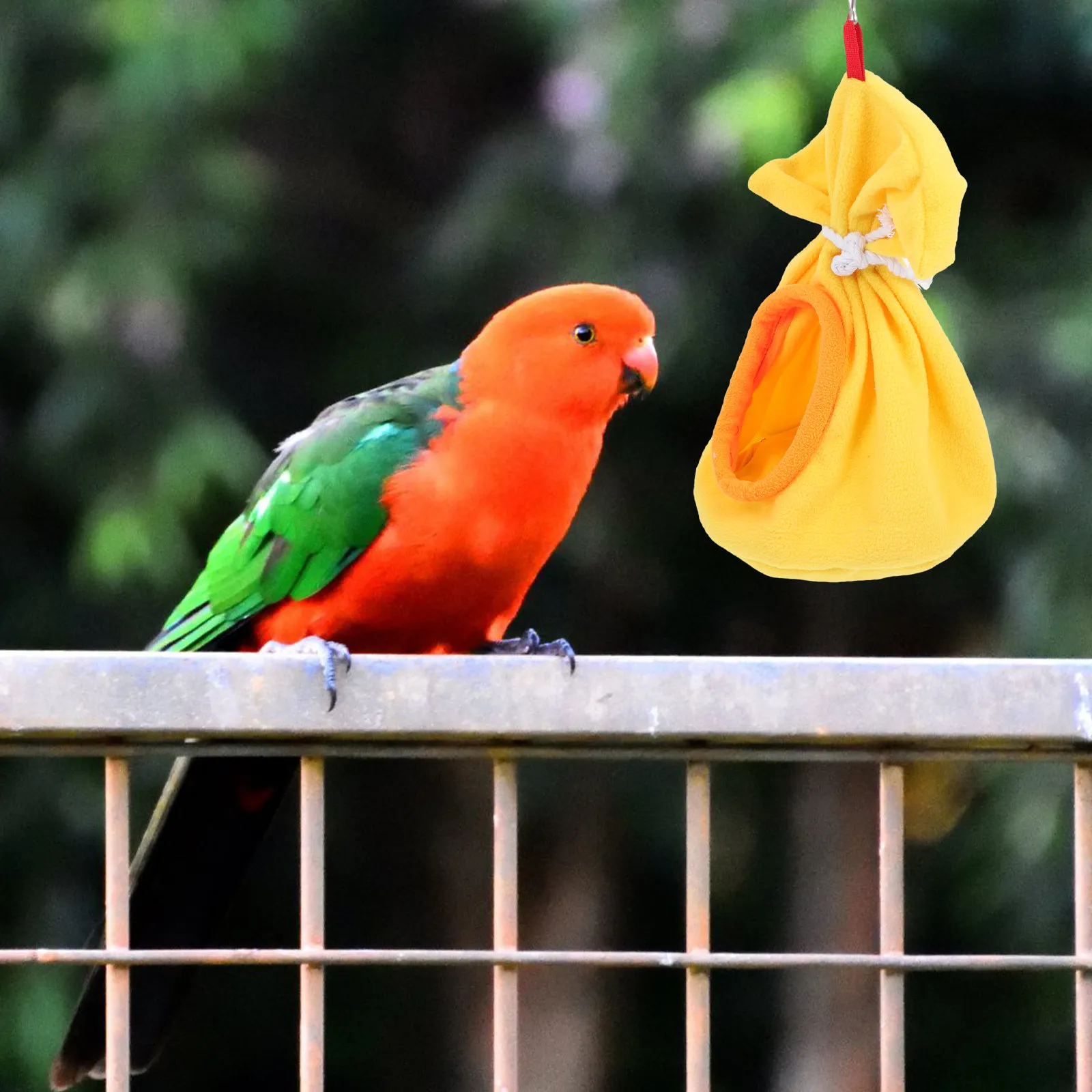 1Pcs Parrot Sleeping Bag Premium Lint Wear Resistant Breathable Bird Hammock Warm Winter Nest for Pet Cage Supplies