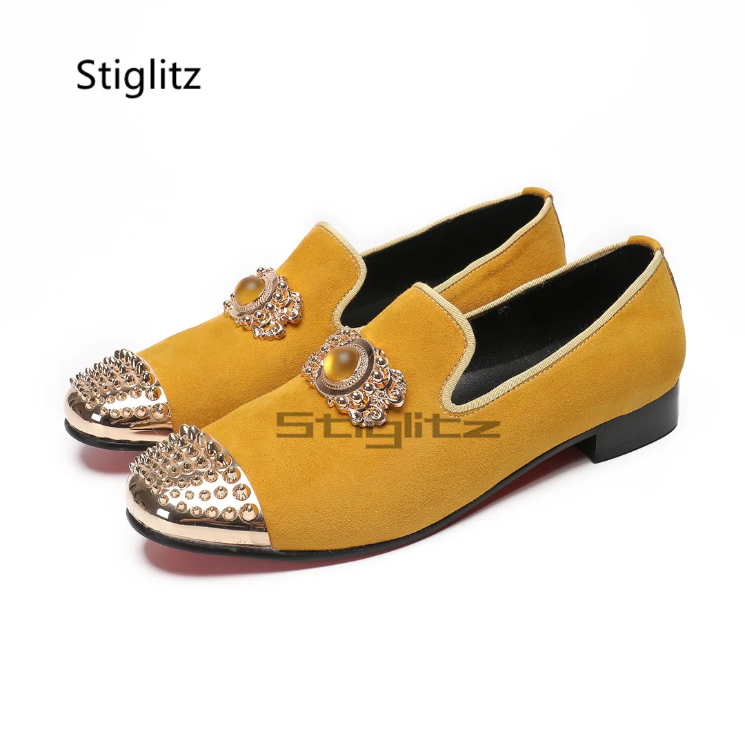 

Rivet Casual Flats Shoes for Men Suede Sheepskin Slip On Loafers Yellow Slip On Luxury Metal Decor Dress Party Male Shoes