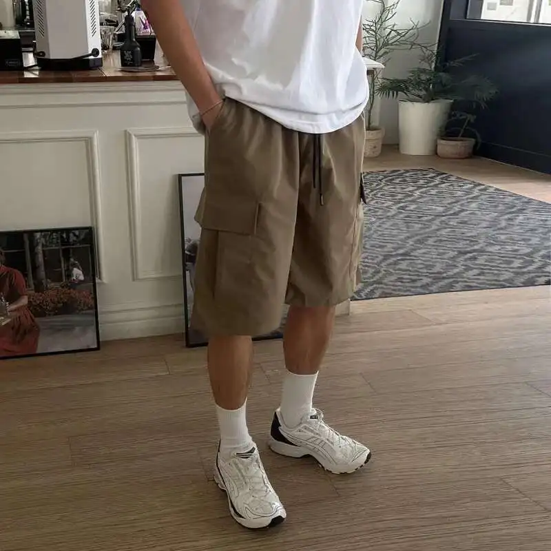 

Men's Korean Style Cargo Shorts Solid Color Side Pocket Drawstring Straight Leg Elastic Waist Loose Male Bottom New Fashion FDL3