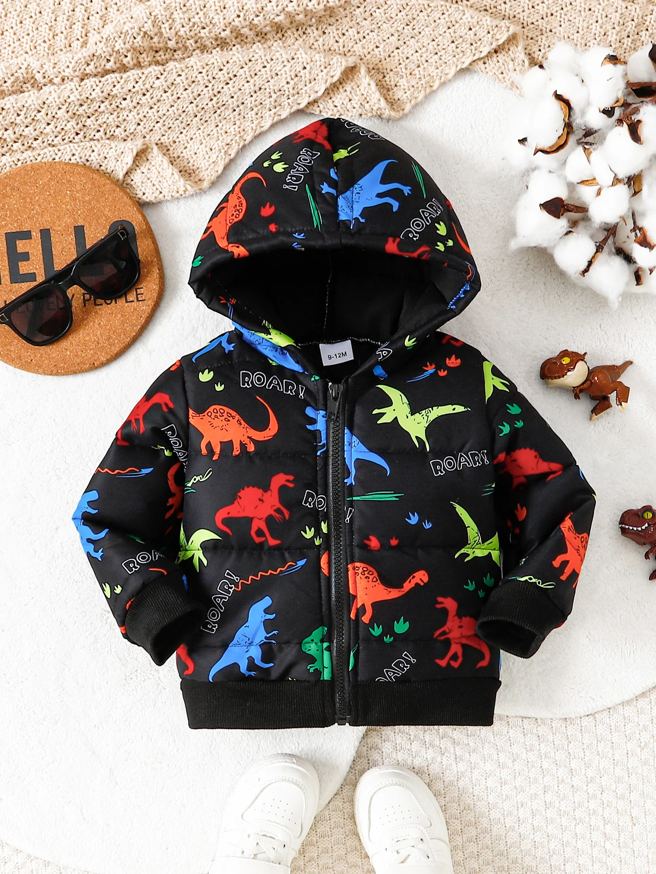 Children's Fleece Lined Hooded Jacket Dinosaur Print Fun Style Warm for Kids Suitable for Autumn Winter Outdoor Casual Wear
