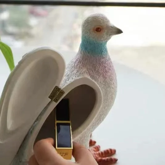 

New Japanese pigeon clutch bag creative fun casual versatile bag home decoration ornaments