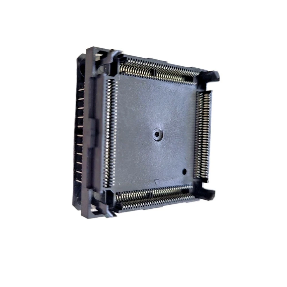 IC Chip QFP Socket for TE Connectivity AMP 2-821949-5 / A32368-ND 132 Pin 33 x 4 DIP