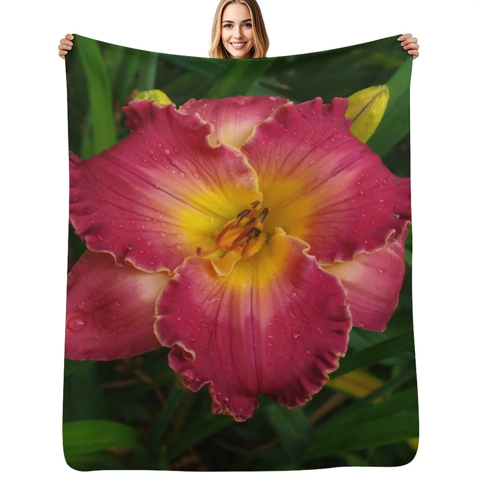 Sis Boom Bah daylily! Un vibrante mundo de rosas y oro. Manta decorativa reutilizable, duradera y suave para todas las estaciones.