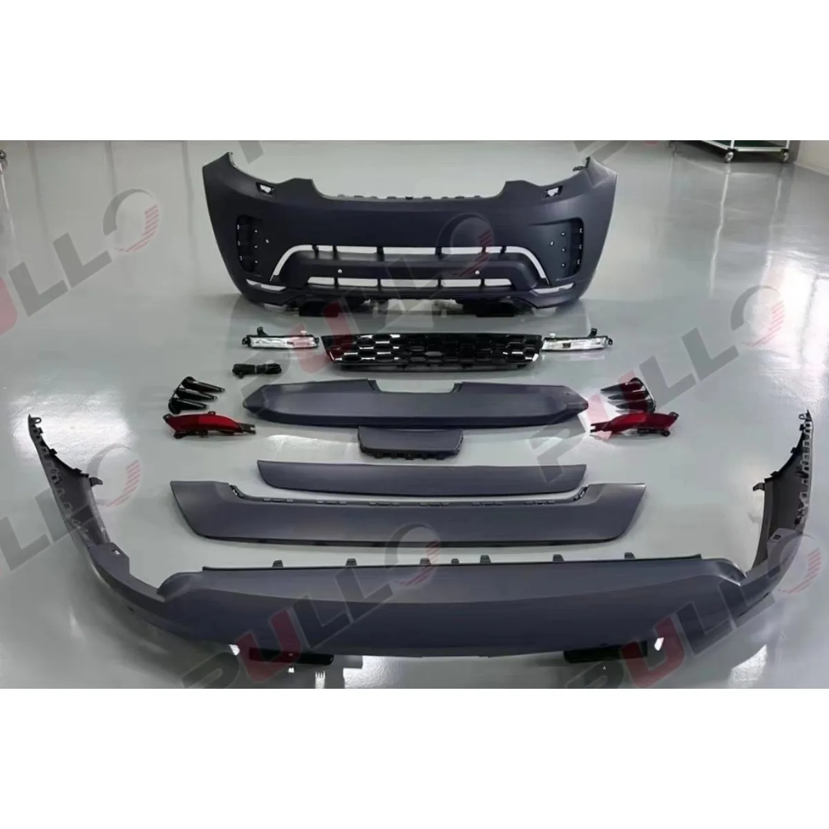 Car bumpers for Range rover discovery 5 2017-2020 upgrade to 2021 include front and rear bumper assembly with grille