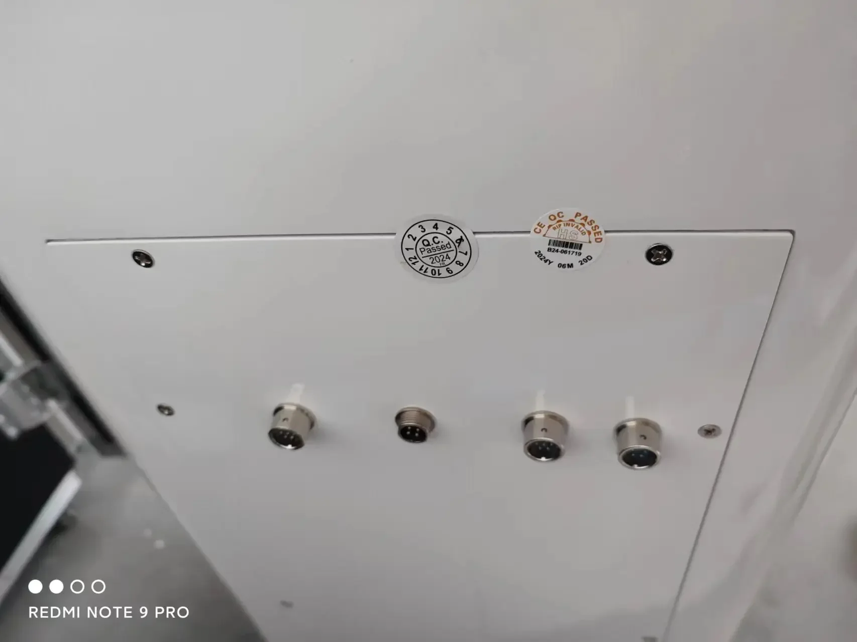 Farslim 3 in 1 M8 in witte kleur met ijshamer