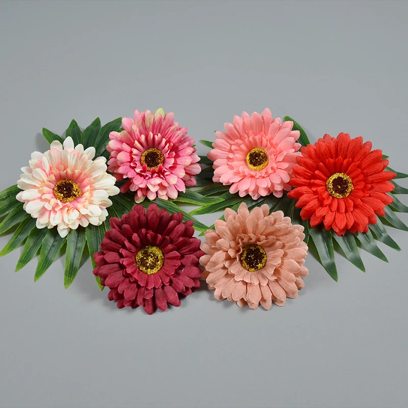 10 sztuk 10CM 15 kolorów sztuczny jedwab gerbera główki kwiatowe Ghrysantema Daisy DIY włosy ślub dom ogród bukiet dekoracyjne — zdjęcie 3