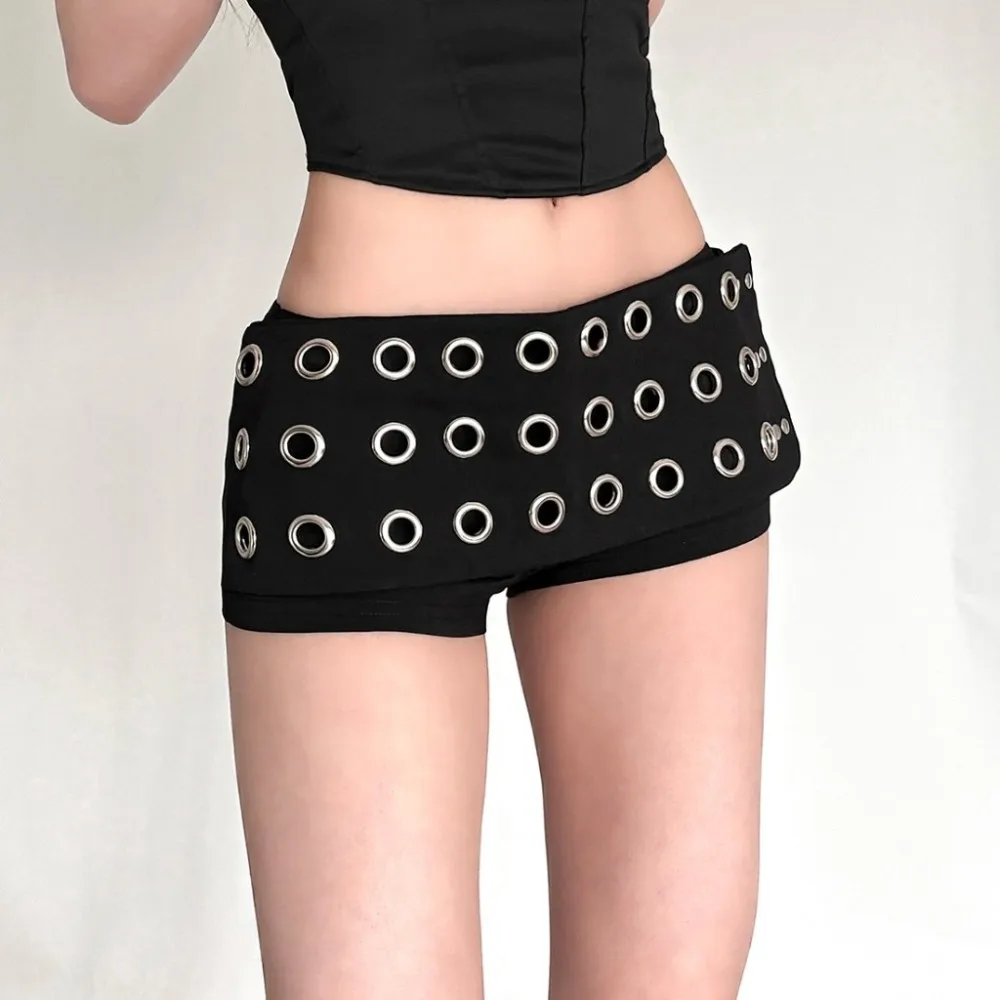 SylCue Metal Rings Decoration Mini Shorts Woman Summer Trend Elastic Waist Skinny Peach Hip Hot Girls High Street Fashion Bottom