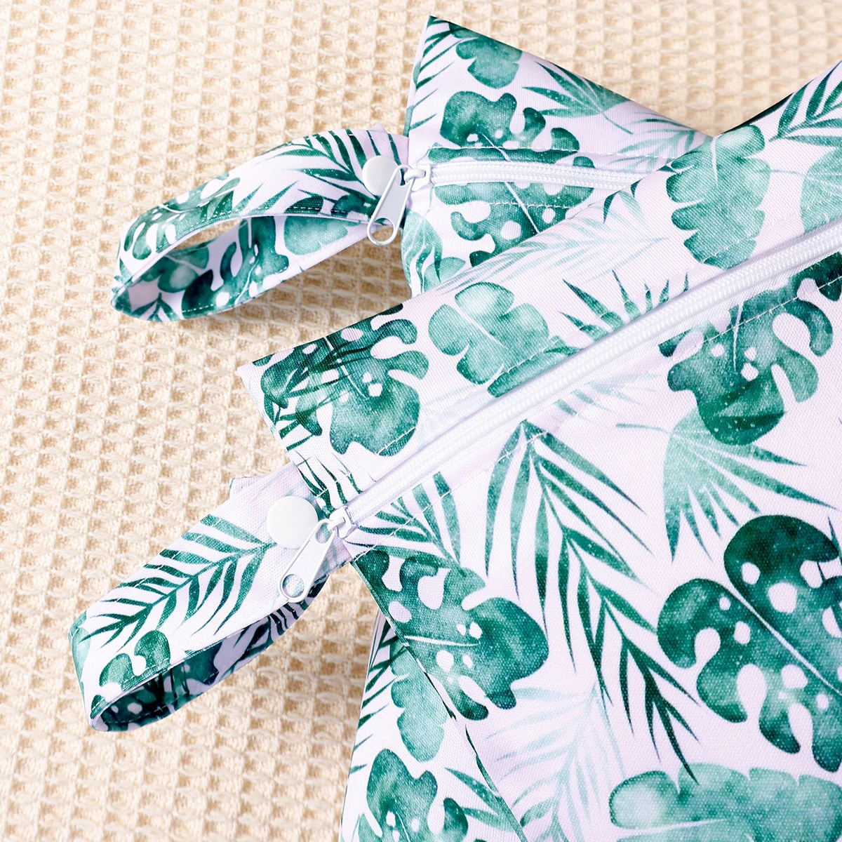 Nuevo Juego de 2 uds de bolsa de pañales para bebé, impermeable, paquete seco y húmedo, bolsa de almacenamiento para manta, bolso de mano para insertar pañales, bolsa de transporte para cochecito de viaje