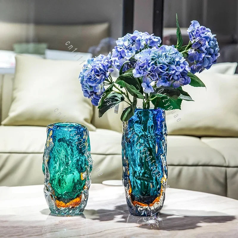 Modern Custom Glass Flower Vase Elegant Crystal Ornament Tabletop Floral Container for Home Decoration