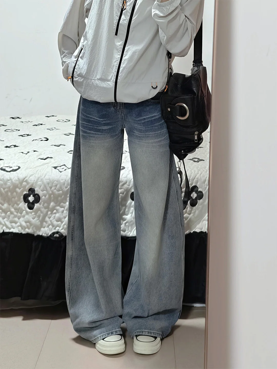 

Джинсы женские с высокой талией, широкими штанинами, в американском стиле, ретро, с эффектом потертости, летние, новинка, повседневные, однотонные, из денима