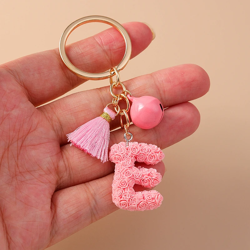 Niedlicher Schlüsselanhänger mit englischen Buchstaben und Glockenmotiv für Damen und Herren, als Auto-Schlüsselhalter, Handtaschenanhänger, Schlüsselring, Accessoire, DIY-Schmuck, Geschenkidee – Detail 2