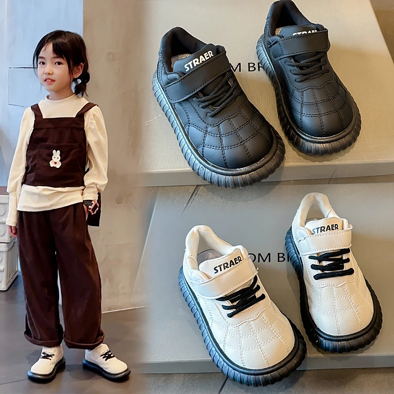 

Детская повседневная обувь, классическая детская обувь на плоской подошве с мягкой подошвой, замшевая теплая обувь с круглым носком, зима 2025 года, модная студенческая обувь в корейском стиле