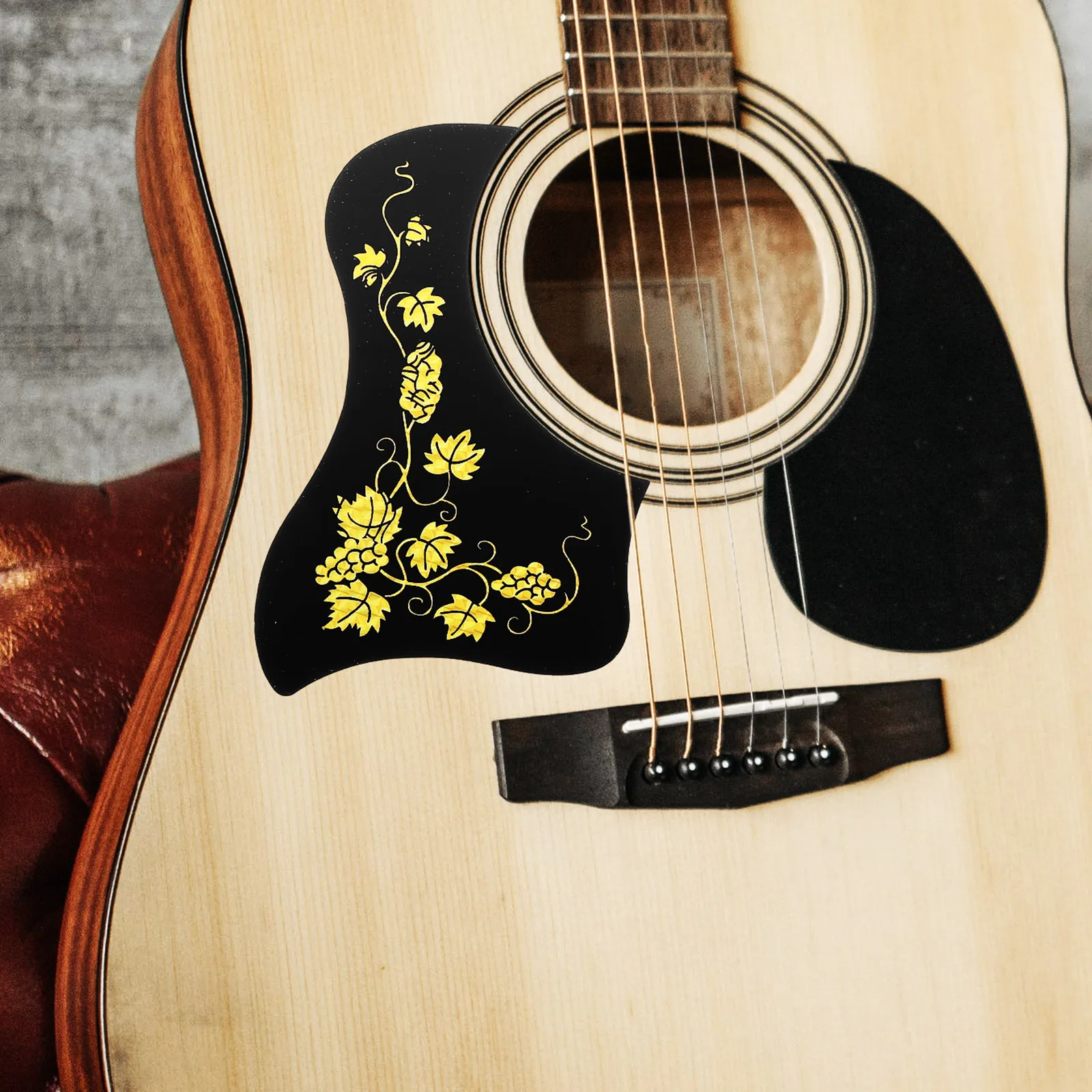 

2pcs Acoustic Guitar Pickguard 41 Inch Golden Scratch Plate Lightweight PVC Replacement Parts Protect Tone Decorate Store