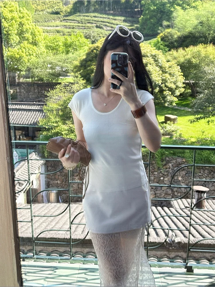 

Белая трикотажная футболка с вырезами и облегающим кроем для женщин, универсальный топ Jusiley для весны-лета 2025 года, модная новинка