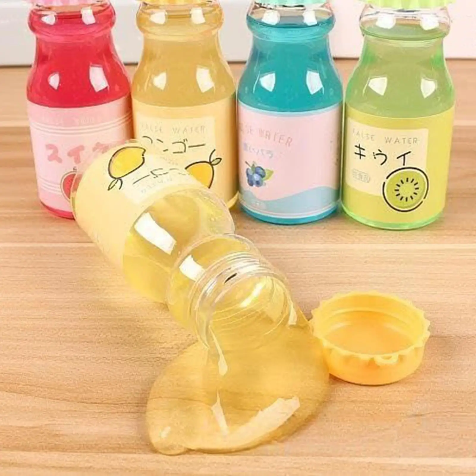 زجاجة مشروبات مقلدة مع مياه وهمية، لعبة طين كريستال سلايم، تخفيف الضغط والضغط، مع إحساس لمس جديد