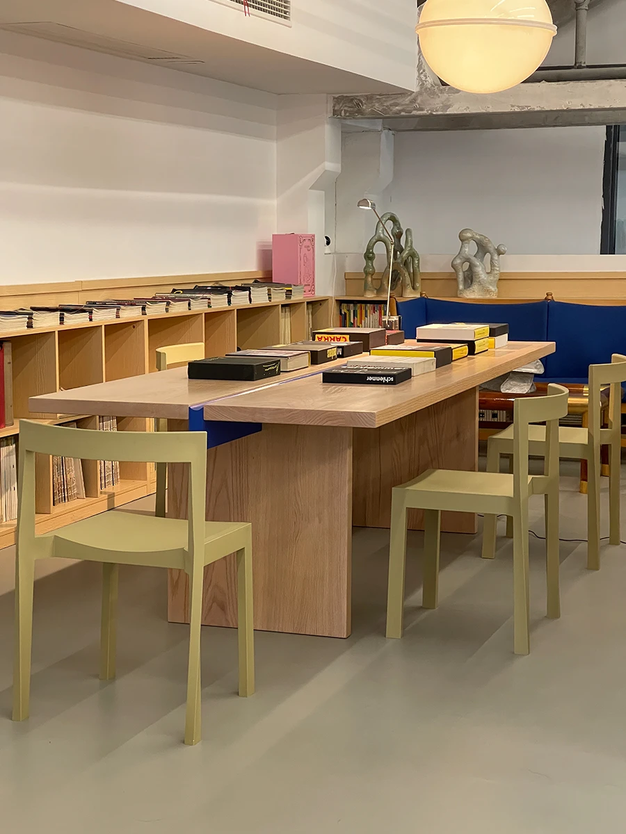 Chaise de loisirs à dossier simple et simple, lumière Dopamine, luxe