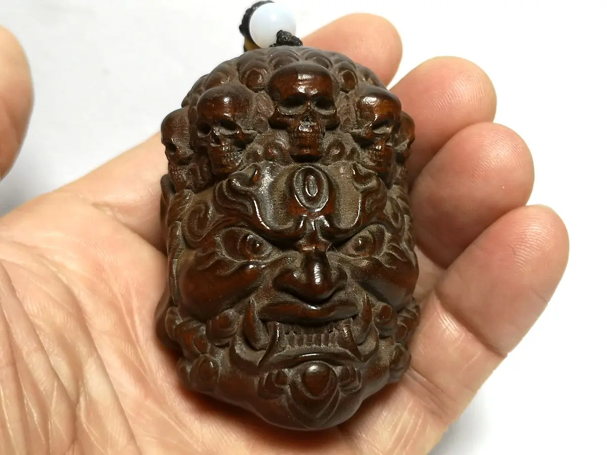 

1919 Collection Old China Boxwood Hand Carved Human Skeleton Skull Statue Netsuke Decoration gift