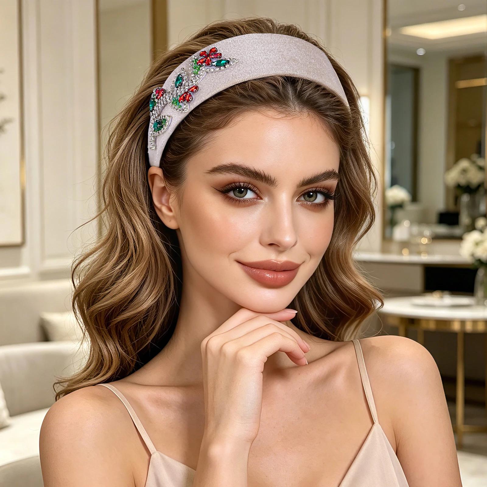 

Vintage Wide Headband, New Elegant Hairband, Rhinestone Floral Hair Clip, Light Luxury Premium Texture Hair Accessories SA149