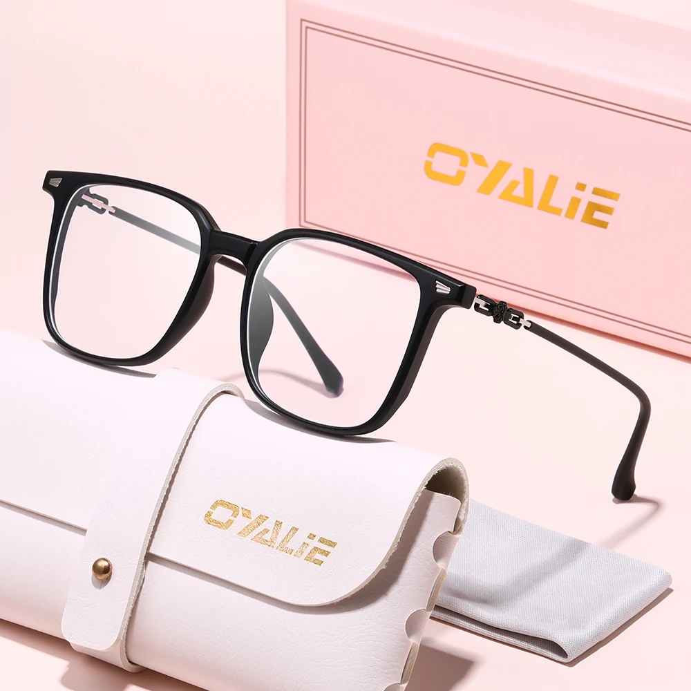 Oyalie Simple Square Glasses, Classic and Versatile, Easily Enhance Your Style with Their Exquisite Details, a Must-Have Item for Fashionistas, Suitable for Pairing with Outfits and Accessories in Various Occasions
