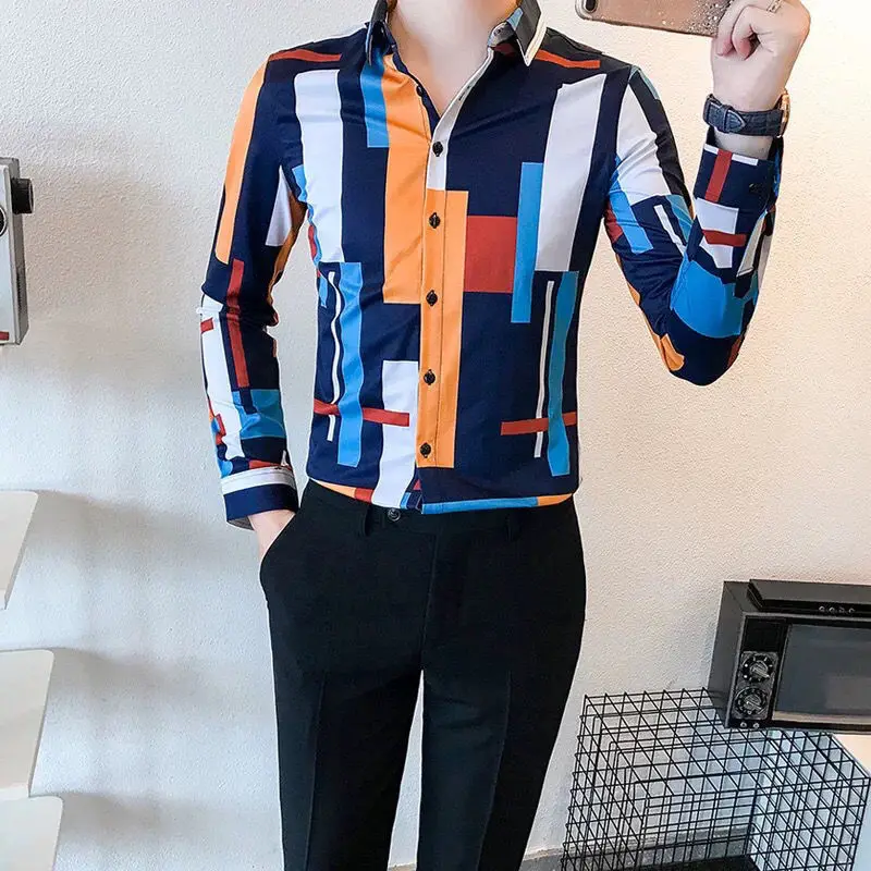 2024 New Spring and Autumn Korean Fashion Street Versatile Print Color Block Button Flip Collar Long Sleeved Men\'s Shirt Top