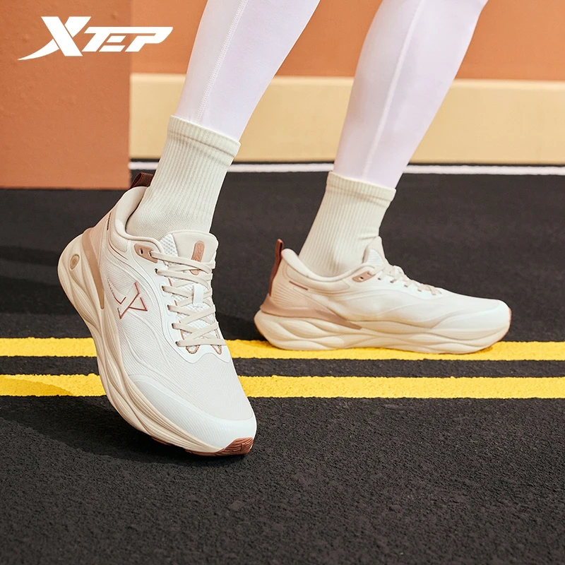 Xtep Cloud Wing Winter Edition For Men 2024 Winter Running Shoes Rebound Soft Leisure Support Sneakers 876419110002