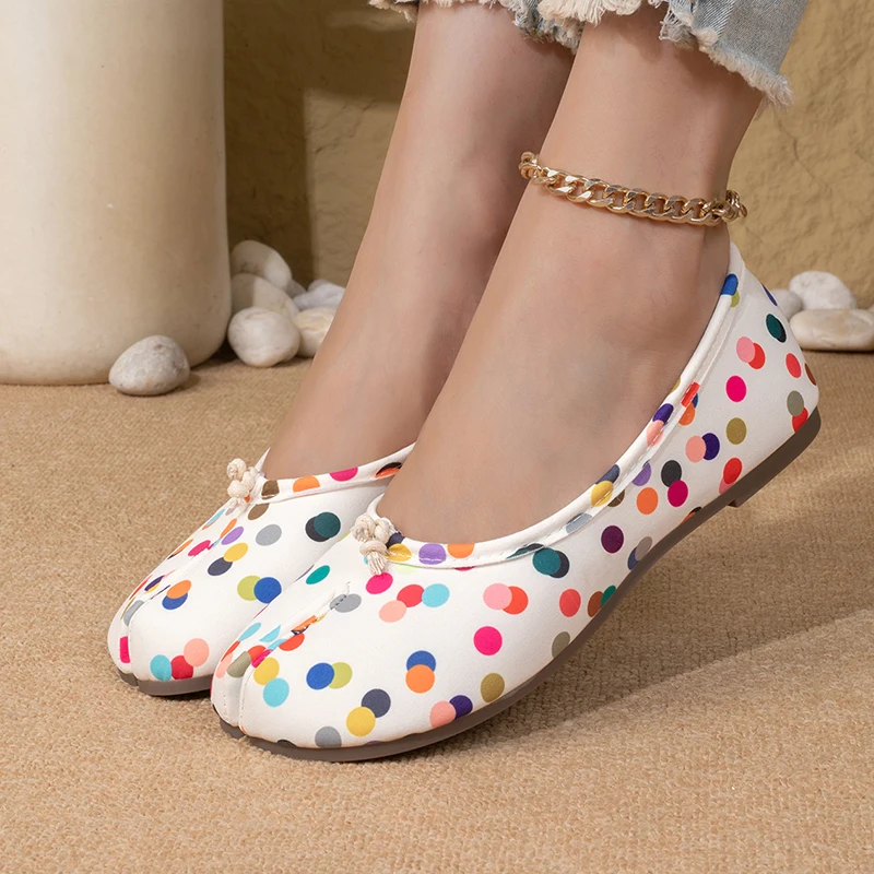 French-style New Polka Dot Split-toe Horseshoe Ballet Flats for Women, Summer New Commuter Shallow Shoes