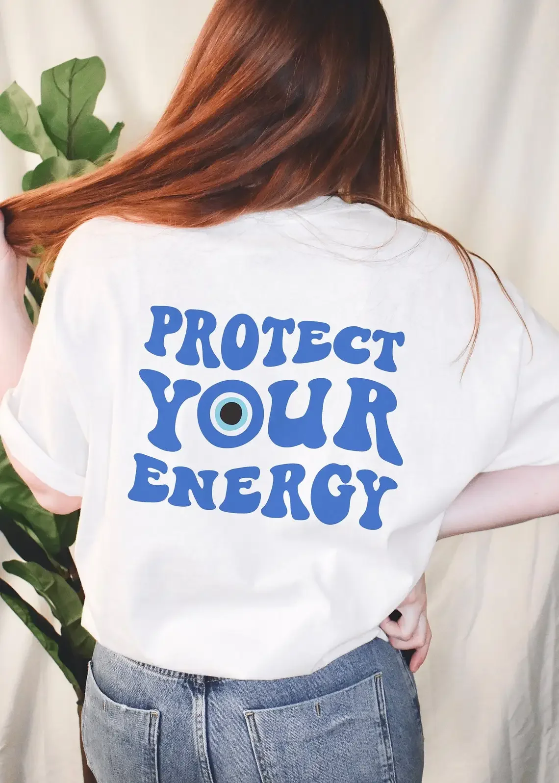 

Футболка женская цветная с защитой от сглаза и ведьмой