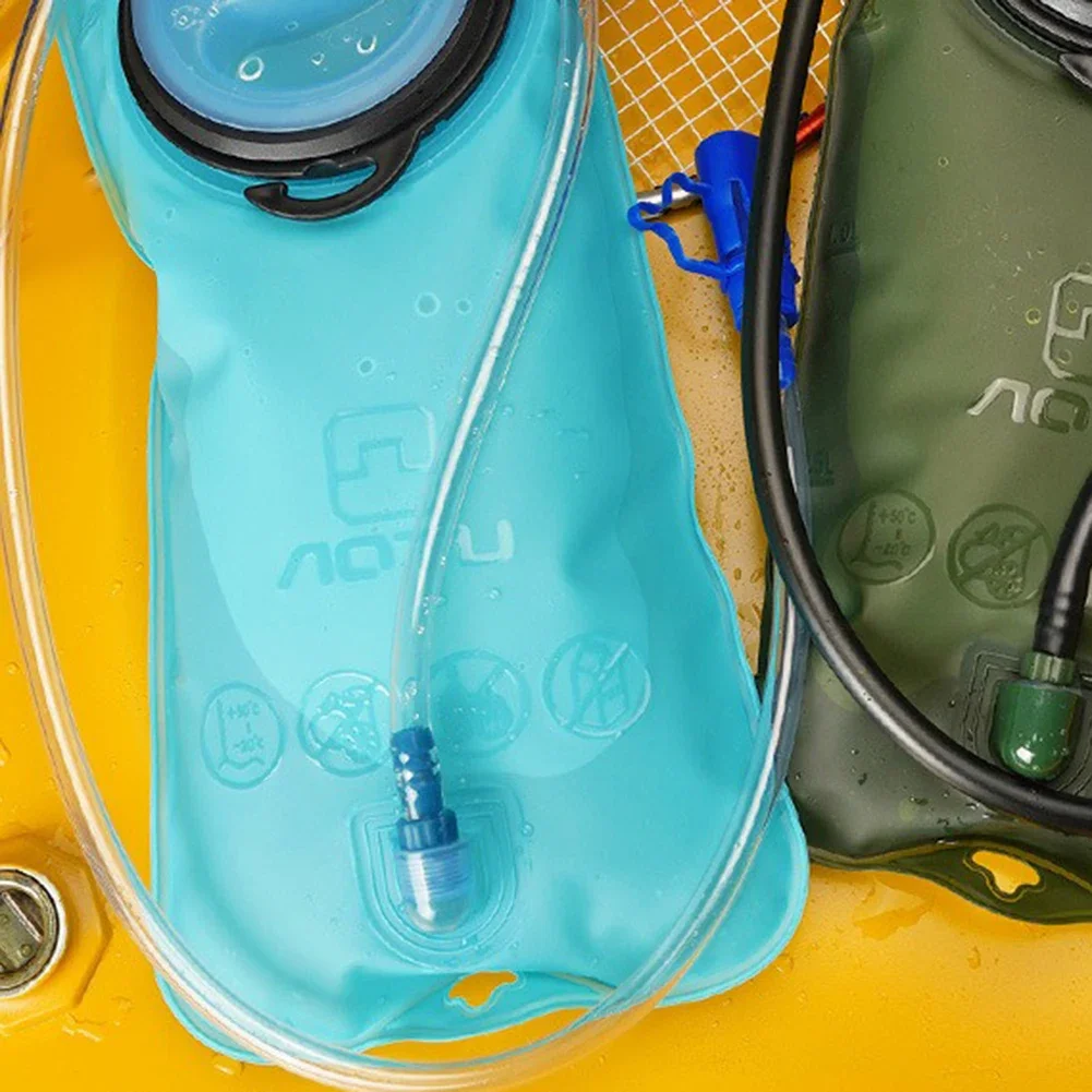 

Устойчивое решение для гидратации прочного мешка для воды с большим ртом объемом 2 л и усовершенствованной технологией герметизации для активного использования