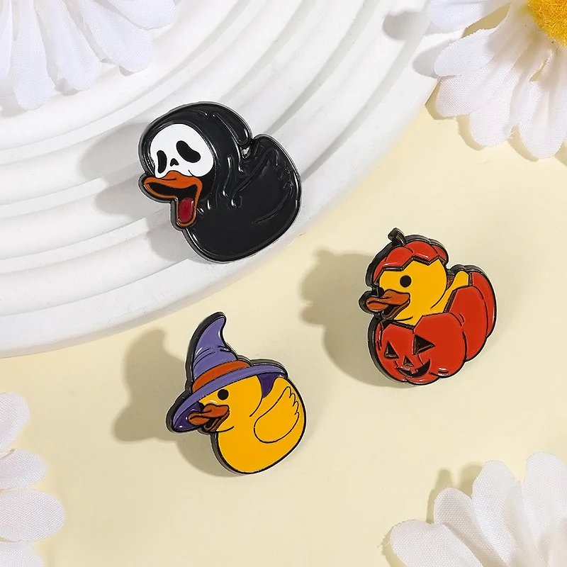 Halloween Pumpkin Skull Ghost Duck Enamel Pins Cartoon Animal Duck Brooches Clothes Lapel Badge Punk Gothic Jewelry Gift Friends